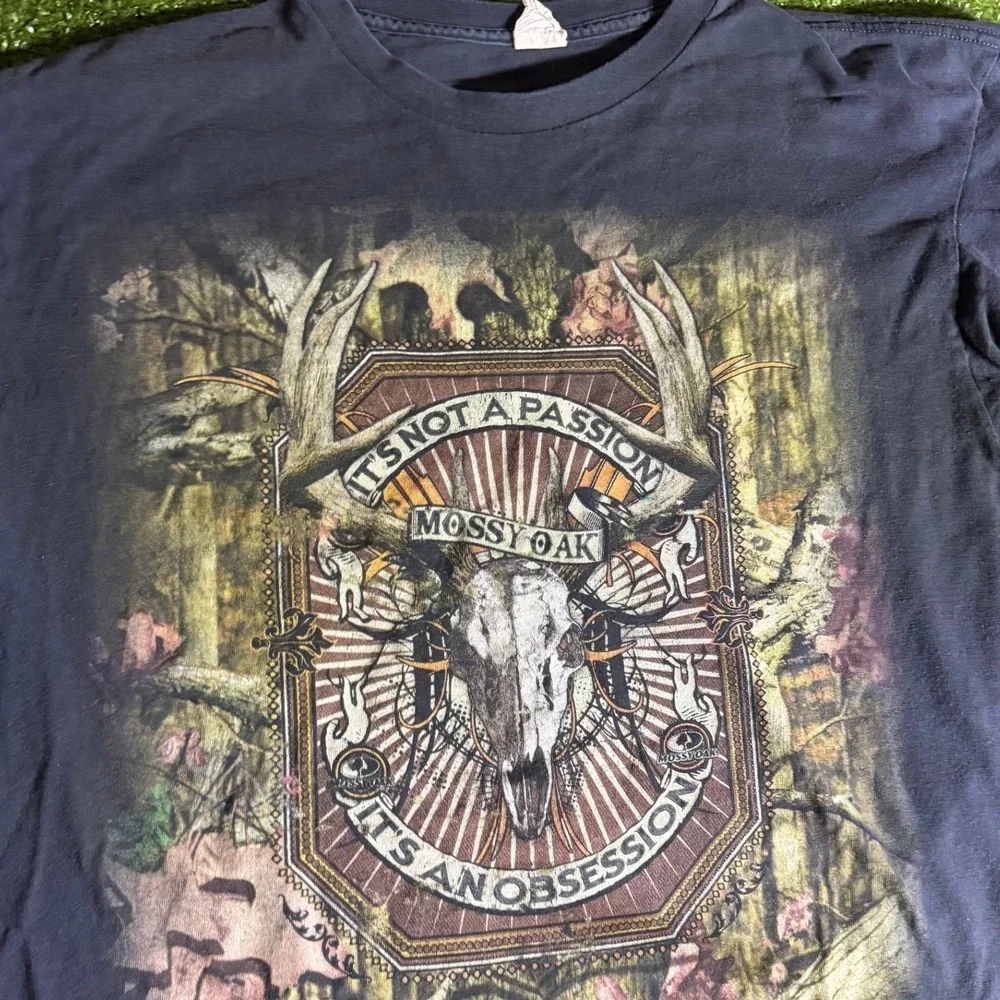 Mossy Oak Hunting T-Shirt Mens XL Black Deer Skull Graphic Camo Obsession Tee